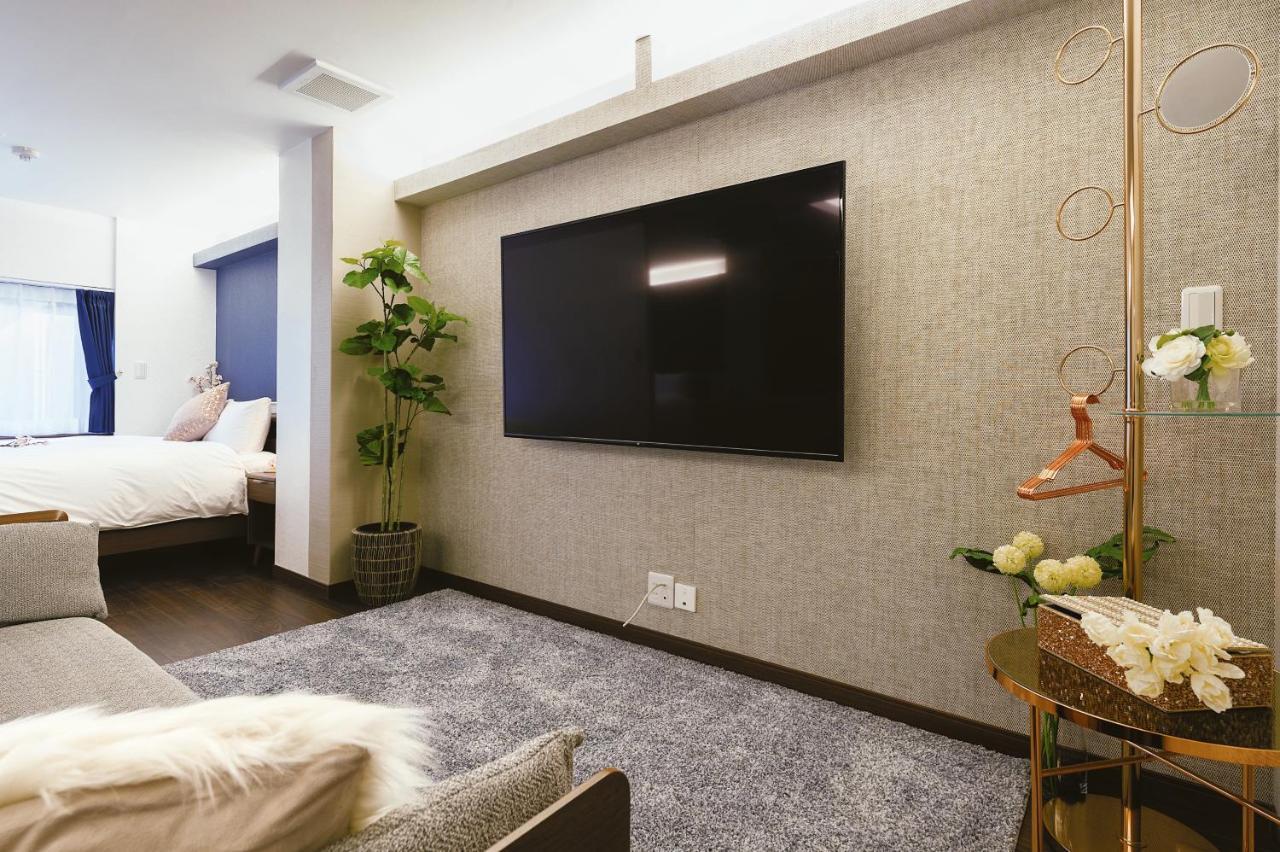 Cherry Blooming Tokyo- All Suite Boutique Hotel 东京伊樱里-中央区全套房艺术酒店 Exterior foto
