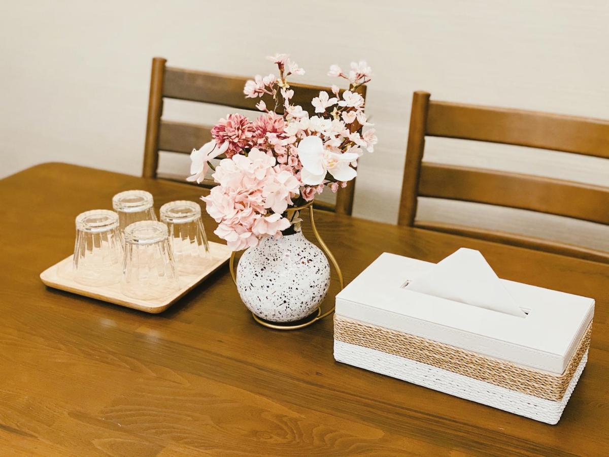 Cherry Blooming Tokyo- All Suite Boutique Hotel 东京伊樱里-中央区全套房艺术酒店 Exterior foto